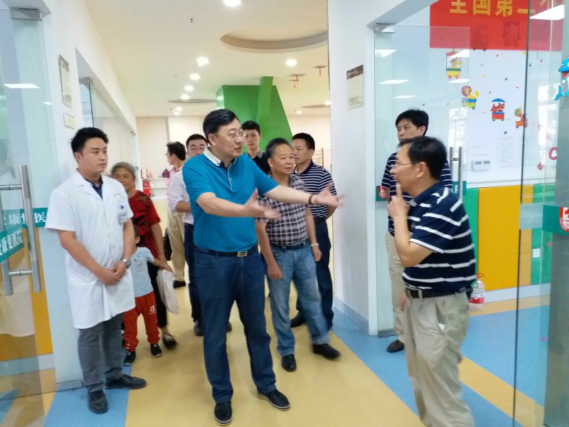 乐鱼官方网页版-乐鱼(中国)集团苏德辉总经理莅临湘西博爱康复医院调研考察