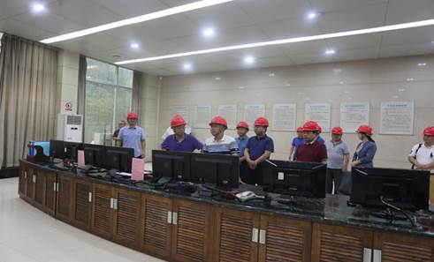 发展集团党委书记、董事长谭建华带队督查分乐鱼官方网页版-乐鱼(中国)
防洪防汛工作