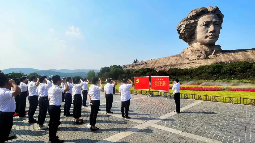 乐鱼官方网页版-乐鱼(中国)
党委组织开展“喜迎二十大 奋进新征程”主题党日活动